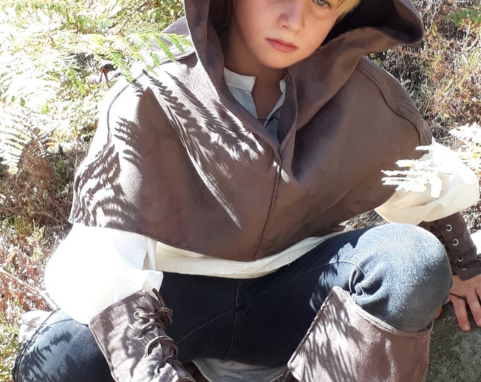 High-quality Robin Hood Hood in Suedine – Medieval or Viking Cape – Fantasy Costume, LARP, Cosplay