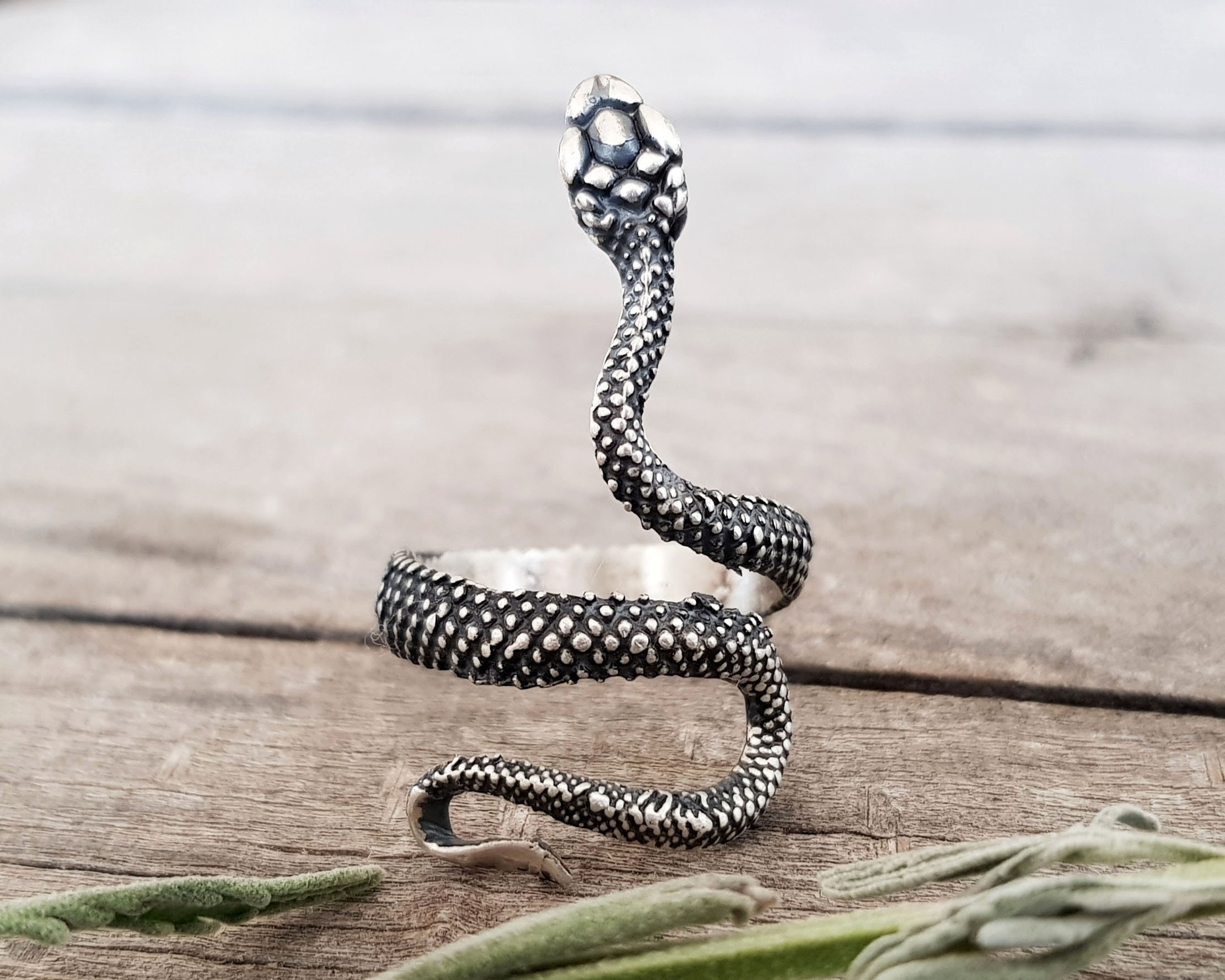 Black Snake ring dark silver snake ring open snake ring Etsy