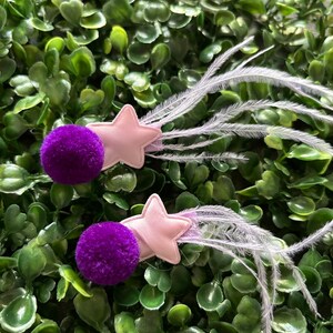 Girls pompom and ostrich feather hair clip