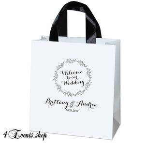 20 Elegant Wedding Welcome Bags with satin ribbon handles and your names - Personalized wedding gifts and favors for your out of town guests