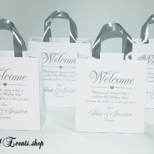 30 Silver Wedding Welcome Bags with satin ribbon handles and your names, Elegant Personalized wedding Thank You favors for your guests