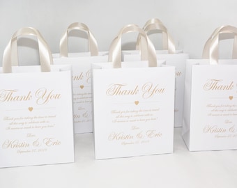 25 champagne bruiloft welkomsttassen met satijnen linthandvatten en uw namen, elegante gepersonaliseerde bruiloft BEDANKT geschenken en gunsten voor gasten