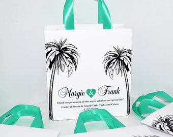 30 Beach Wedding Welcome Bags with Mint satin ribbon handles and your names, Personalized Tropical Wedding Thank You favors for guests