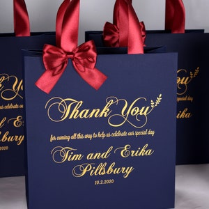 30 Wedding Welcome Bags with Burgundy satin ribbon handles, bow and Gold names, Elegant Personalized Navy Blue wedding favors for guests