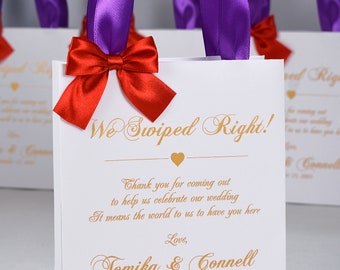 25 Personalized Wedding Welcome Bags, Gold Print, Red Bow
