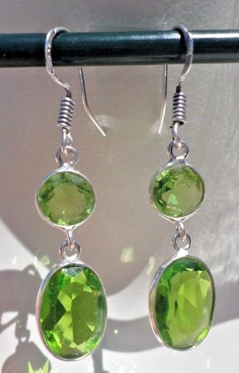 Green stone earrings BOU3