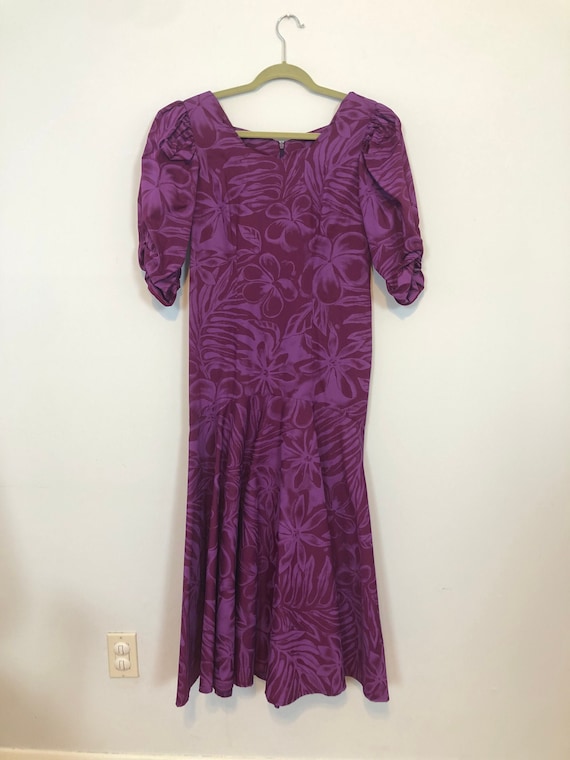 【新品タグ付き フラダンス用衣装 ベロアドレス】CC FASHIONS パープル 新品タグ付き フラダンス用衣装 ベロアドレスCC FASHIONS パープル