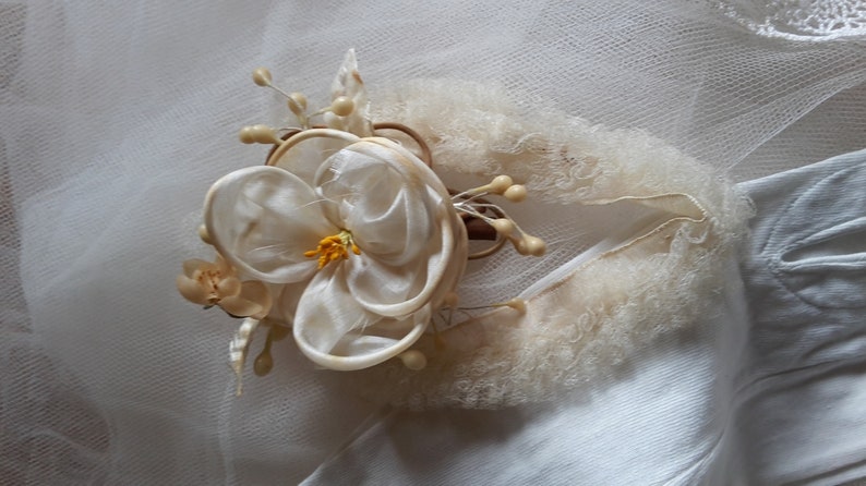 old French tiare 1900 /'s Bridal wax floral headpieces Lovely Crown of bridal fabric and wax vintage flowers