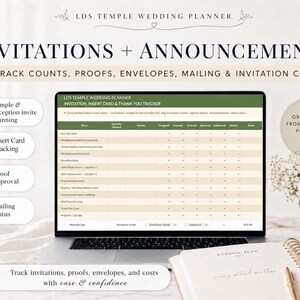 Pu&ograve; includere: Un laptop mostra un foglio di calcolo per un wedding planner, con la scritta "Inviti + Annunci". L'immagine include icone per la pianificazione, il monitoraggio, l'approvazione delle bozze e lo stato della spedizione. Sono visibili anche un taccuino e una penna.