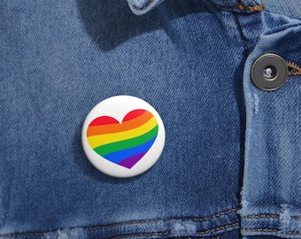 Pin's coeur arc-en-ciel | Bouton drapeau de fierté, épinglette de fierté LGBTQ+ | Badge pour l'inclusion des enseignants | Cadeau d'infirmière pour le personnel de santé | Style protestataire