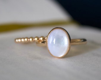 Mother of Pearl Shell Ring/ Mother of Pearl Shell / 14k gold filled ring/ Sterling Silver ring/ Minimalist Jewelry/ Dainty Ring