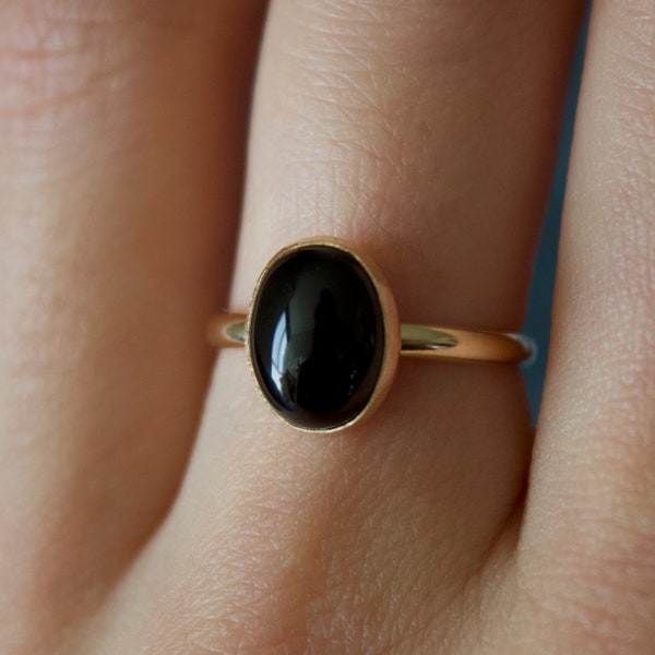 Onyx Ring/ Black Onyx Ring/ 14k gold filled  onyx ring/ Silver onyx ring/ Minimalist Jewelry / Stackable/ Oval Onyx Ring/ Dainty onyx Ring