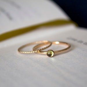 Peridot Ring / 14k gold filled stacking peridot ring set /Stackable/ Dainty ring/ Minimalist Ring/ Sterling Silver peridot ring set