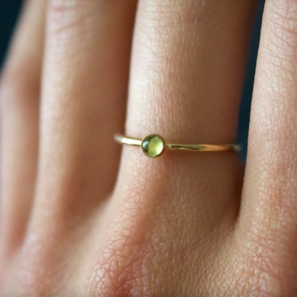 Peridot Ring / 14k gold filled stacking peridot ring/Stackable/ Dainty ring/ Minimalist Ring/ Sterling Silver peridot ring/ Dainty jewelry
