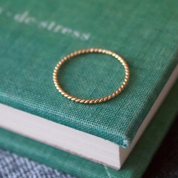 Minimalist Ring/ Thread of Gold Bands/Stackable Handmade/Dainty/Twisty/ Delicate Gold Filled Rings/Vegan Jewelry