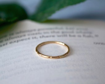 Minimalist Ring/ Stackers/ Stackable bands/ Handmade/ Dianty/ Gold Filled Rings/ Unisex/ Hammered Band/ Texture Ring