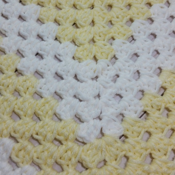 Yellow and White Baby Blanket Crochet Baby Blanket Baby Shower Gift Lap Afghan Throw Blanket Welcoming Home Gift 33 X 33 Etsy Canada