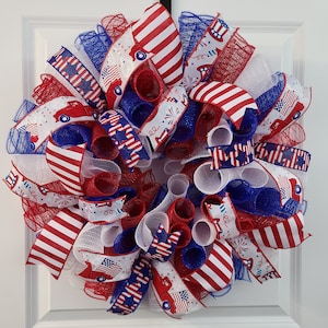 Patriotic Summer Wreaths, Memorial Day Wreath, Patriotic Door Decor, Red Truck Americana Wreath, 4th Of July Wreath, Patriotic Decorations