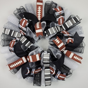 Football Theme Wreath, Sports Themed Wreath, Football Wreaths For Front Door, Tailgate Party Decorations, Sports Themed Decor, Gifts For Him