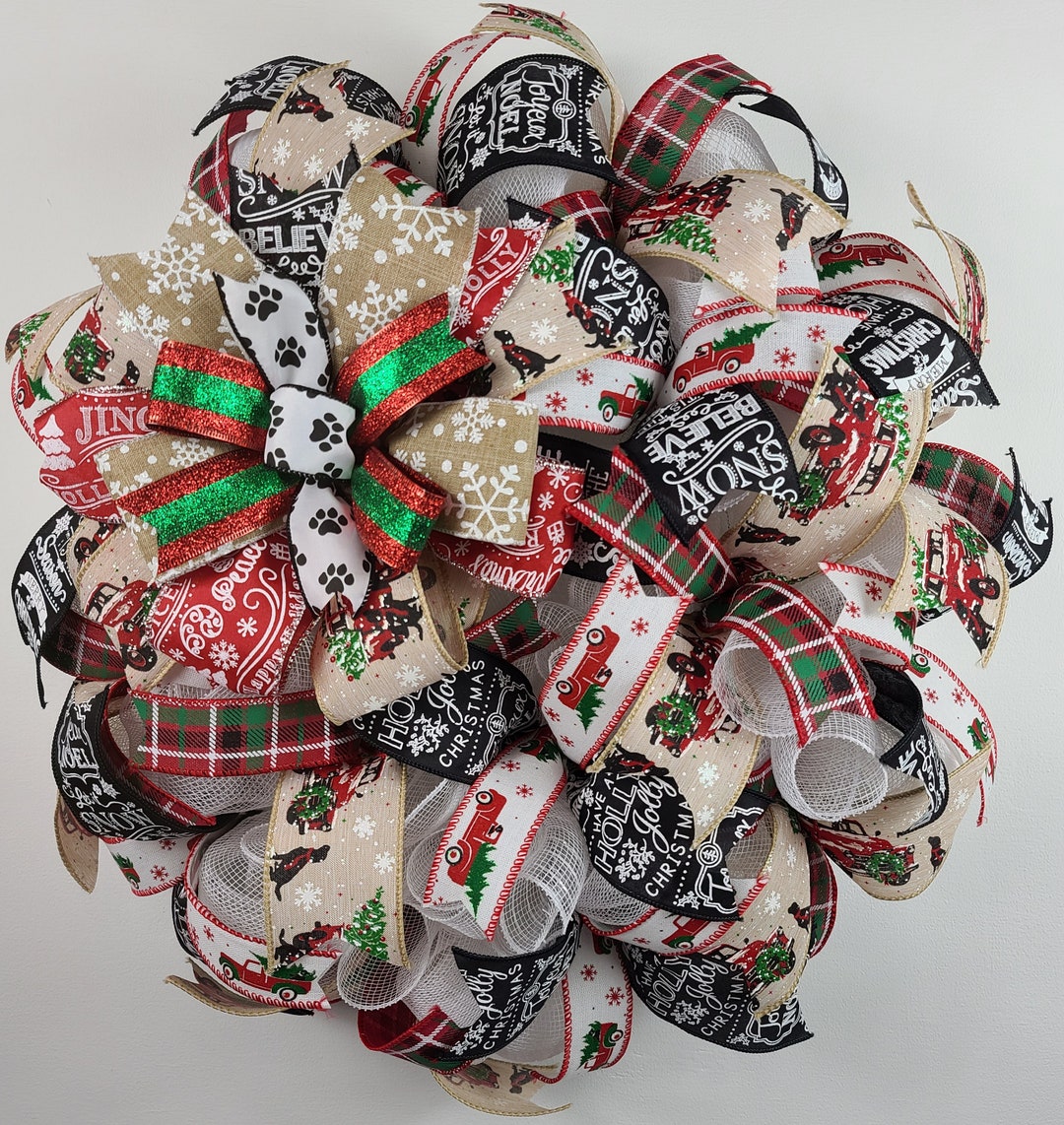 Dog Themed Christmas Wreaths, Holiday Front Door Wreath, Christmas Themed Dog Wreaths, Christmas