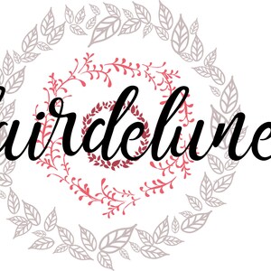 Pode incluir: Uma ilustra&ccedil;&atilde;o em preto e branco da palavra "Clairdelune" em uma fonte cursiva. A palavra &eacute; cercada por uma coroa de folhas cinzas e uma coroa de folhas vermelhas.