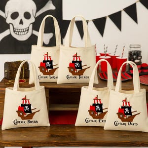 Custom Pirate Party Favor Bags - Perfect for Pirate Themed Parties & Events - Set of Six Bags Personalized with Names