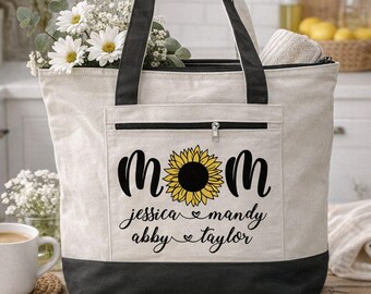 Bolsa de compras personalizada com a palavra "MÃE" e os nomes dos filhos.