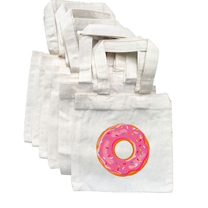 6 Donut Treat Bags, Doughnut Party Favor Bags, Donut Party Favors, Party Favor Bags, Doughnut Party Decor, Donut Party, Doughnut Party Bags
