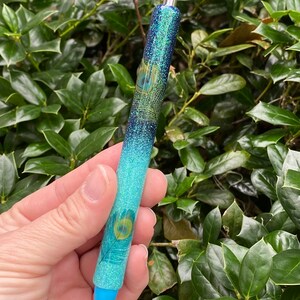 Bolígrafo recargable con purpurina de pavo real, bolígrafos de tinta de gel con nombre personalizable, lindo bolígrafo brillante para regalo de cumpleaños de mejor amigo, accesorio de oficina