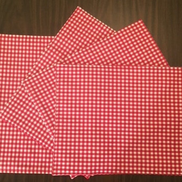 Set of 4 Placemats - Red and White Check