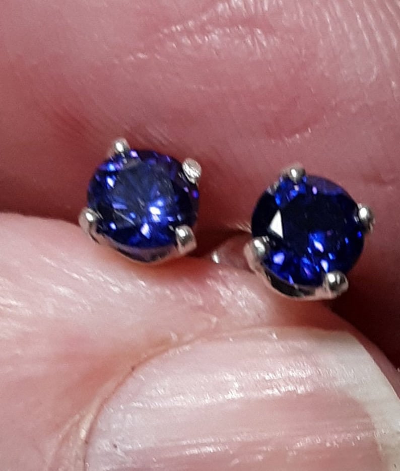 4MM Brilliant Purple Cubic Zirconia on sterling silver post findings Earrings