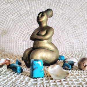 Venus of Köşk Höyük – Neolithic Fertility Goddess Figurine Celebrating Womanhood