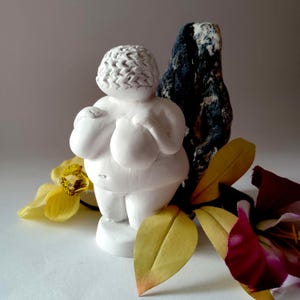 Venus of Willendorf: Fertility Mother Goddess Figurine Inspired by Ice Age Art.