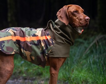 Bespoke All Weather Custom made fleece lined dog coat with waterproof Camo print back & olive softshell reflective tape Vizsla pointer GSP