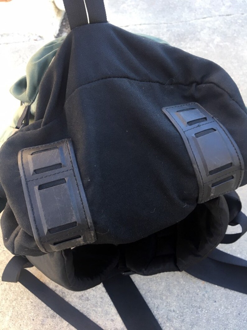 Vintage Kelty Camping Hiking Travel Backpack.