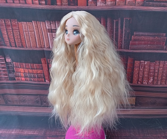 Smart doll Blonde wig for dolls type Smart doll, Pear body, and similar in size. Head circumference - 22-24cm/ ~ 9"