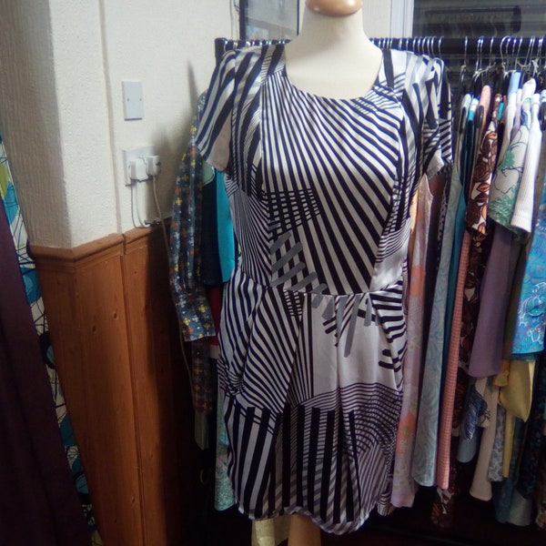 80s Tulip Dress, Grey Background With Black, Silver & White Striped Design, Flattering and Feminine Shape, Topshop UK Size 14/ EUR Size 42.