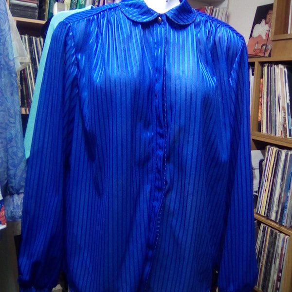 70s Blue Shirt, Features Darker Blue Thin Pin Stripe, Small Rounded Turn Back Collar, Great Plus Size 20 Bust 42"Hipster, Indie Chic