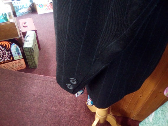 70s Charcoal Chalk Stripe Men's Jacket, Gentlemen… - image 4