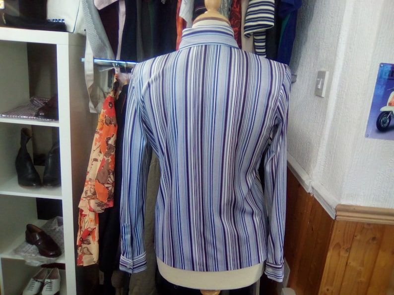 Ladies Shirt Style Blouse Vintage Blouse 1970s White Multi Tone Blue Vertical Stripe Cute Small Turn Back Collar Long Sleeved Size 14