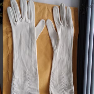 Gants femme, Gants d'opéra froncés en nylon crème, fête, théâtre, théâtre amateur, fête, accessoire de mariage.