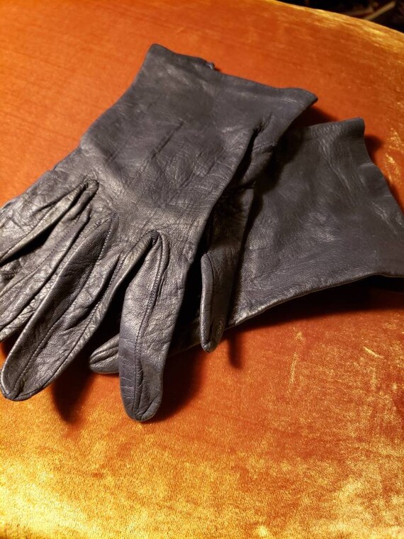 Black kidskin gloves size 5 - image 5