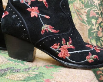 Ash Black Suede and pink embroidered booties SOOO CUTE  SIZE 41 great condition