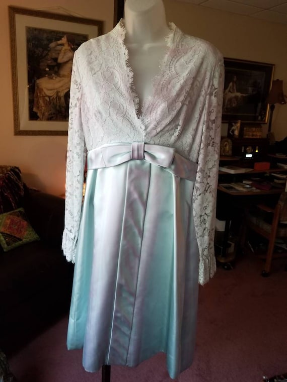 Vintage Silk Soiree and lace Special Dress 50's?