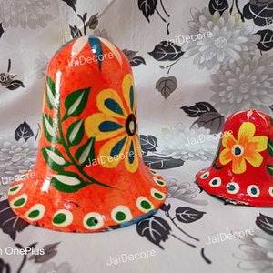 10 Pieces Hand Painted Wooden Asorted Christmas Tree Decoration Printed Traditional Plastic Bells Party Indian Beautiful Crafting Decor Gift