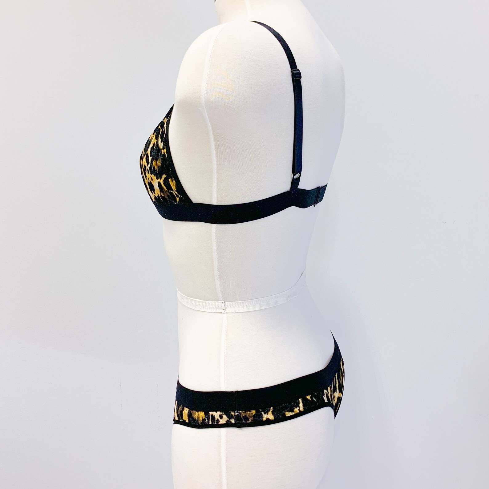 Animal print velvet lingerie set cheetah lingerie leopard | Etsy