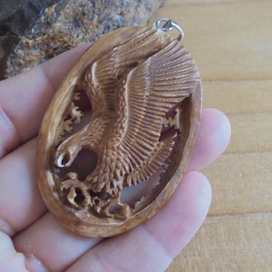 Eagle Pendant, Hand Carved Flying Eagle, Bali Bone Carving P27-7