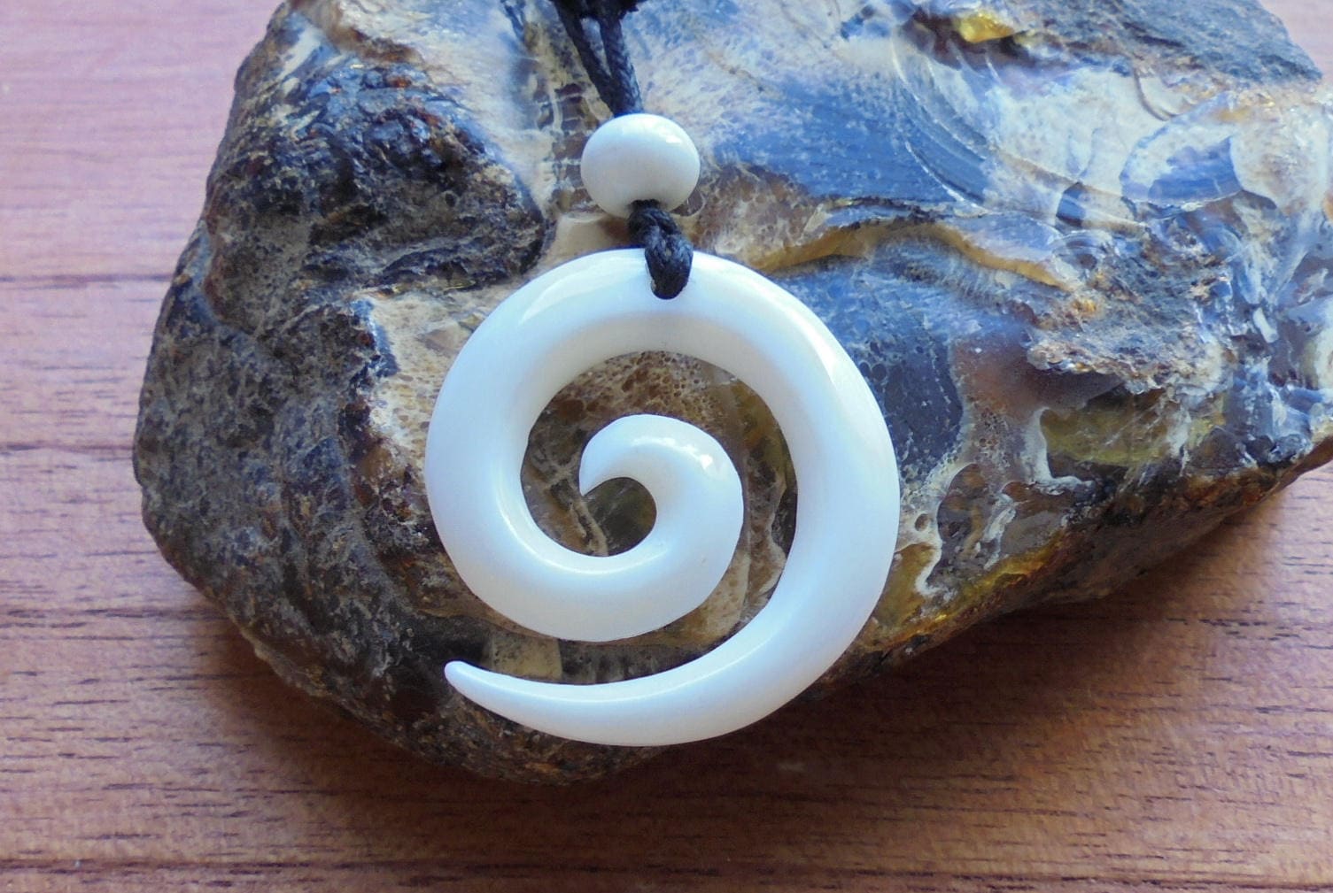 Maori Koru Spiral Bone Necklace, Bone Pendant, Bali Bone Carving Jewelry  M10