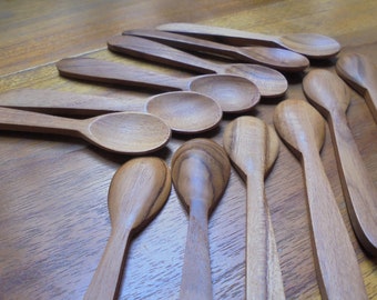 Handgeschnitzte Holzlöffel - 2er Set - Balinesische Küchenutensilien SPN06-3