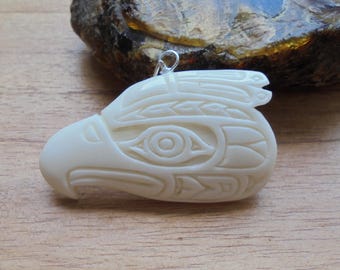 Eagle Head Bone Pendant, Thunderbird, Eagle Northwest Coast, Bali Bone Carving NWC 5